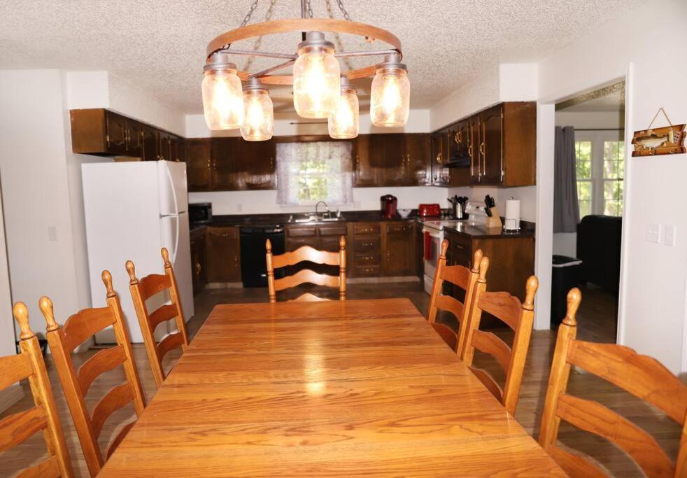 3 Bedroom Vacation Home Next To Silver Dollar City Branson Exterior photo