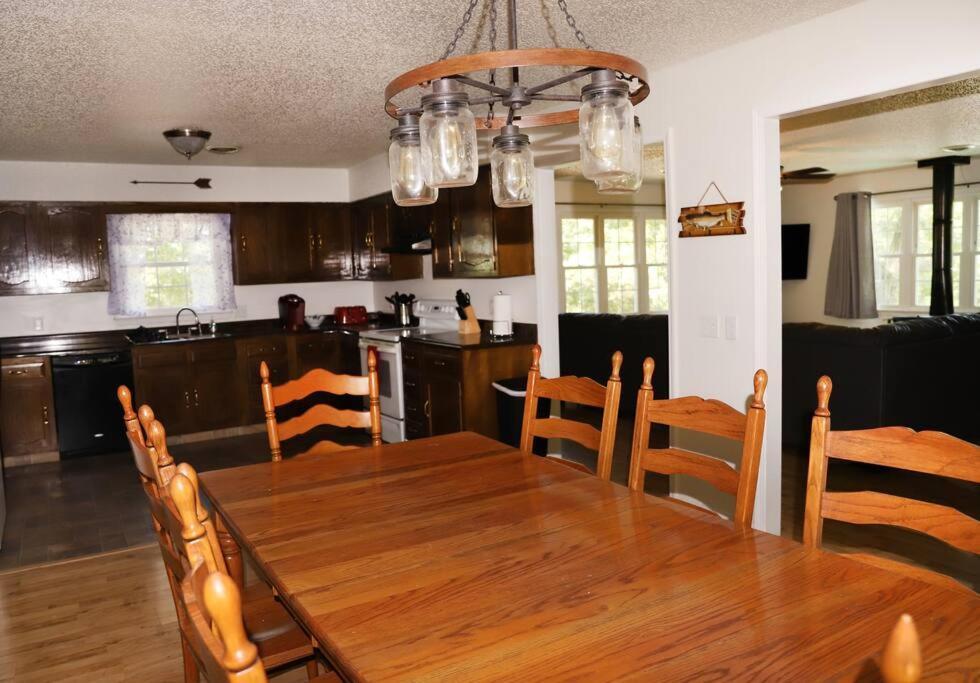 3 Bedroom Vacation Home Next To Silver Dollar City Branson Exterior photo